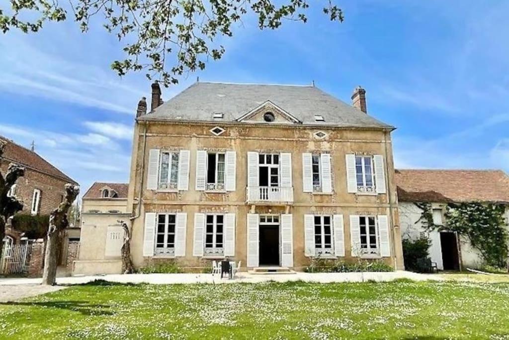 Villa La Demeure De Margot - 24 Couchages Villeneuve-sur-Yonne Exterior foto