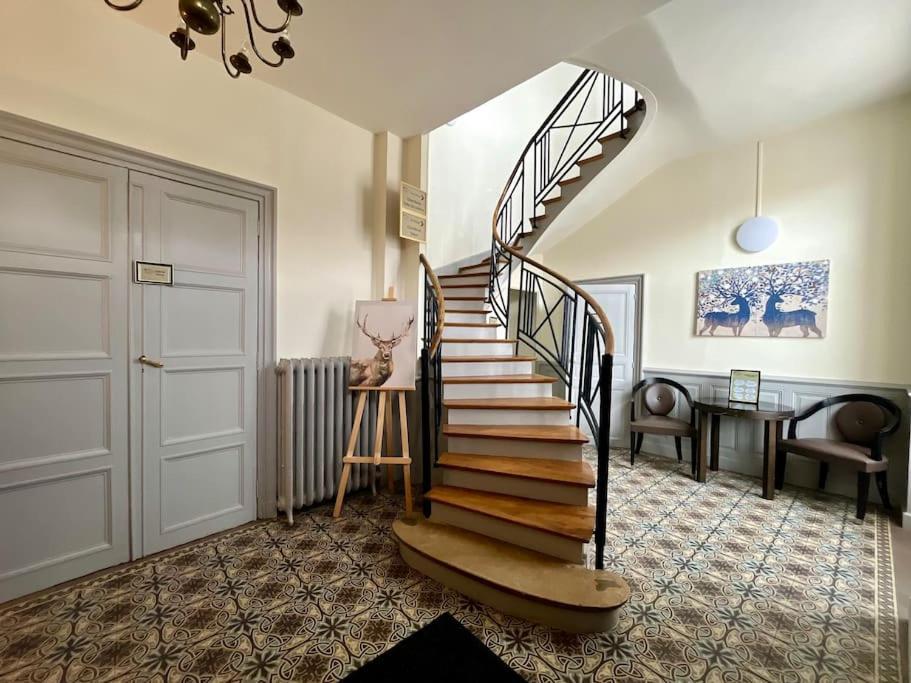 Villa La Demeure De Margot - 24 Couchages Villeneuve-sur-Yonne Exterior foto