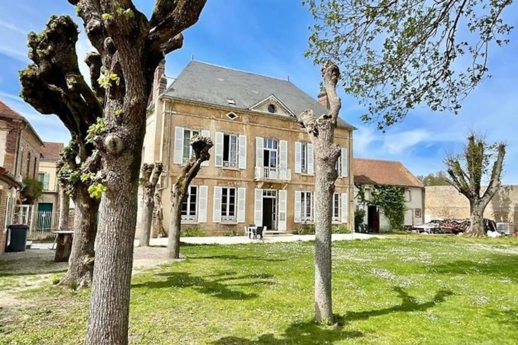 Villa La Demeure De Margot - 24 Couchages Villeneuve-sur-Yonne Exterior foto